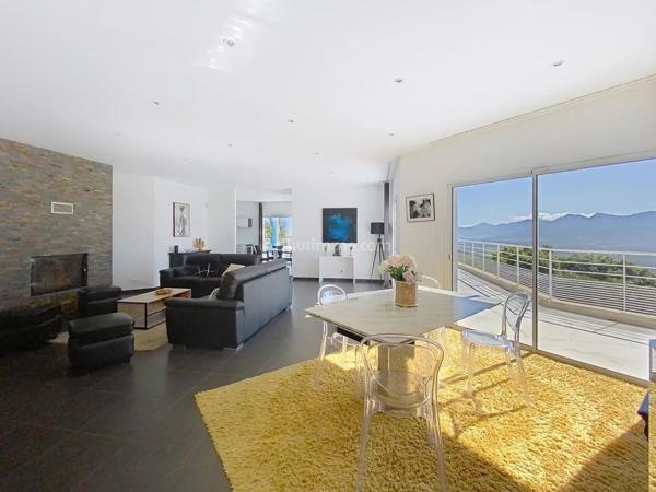 Vente Villa 6 pièces 185 m2 à Lumio