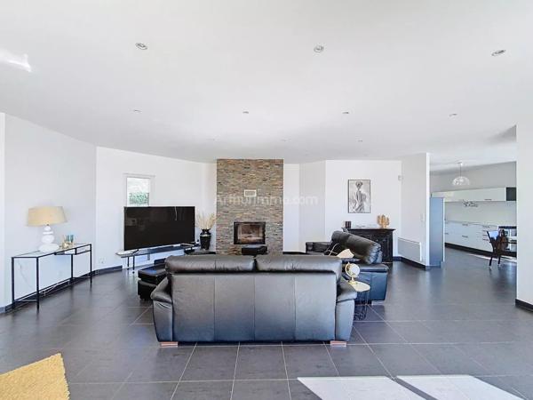 Vente Villa 6 pièces 185 m2 à Lumio