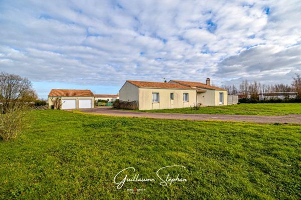 Maison à LE PERRIER, 85300 - 5 pièces 151m²