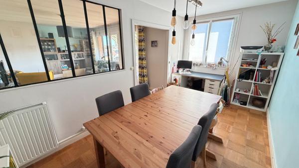 Appartement 4 pièces 85.6 m2