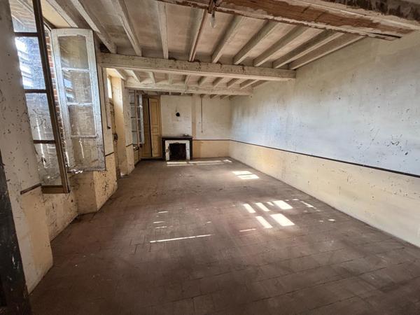 Maison 4 pièce de plain pied à rénover