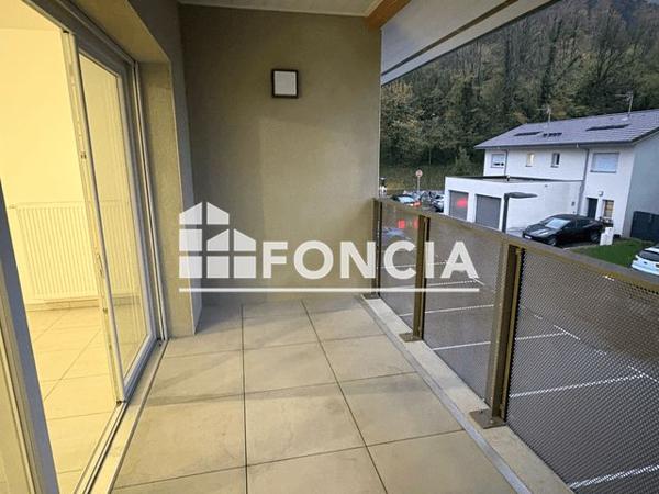 Location Appartement 2 pièces 39.8 m² - 180 RUE DE LA CHAPELLE Vougy 74130