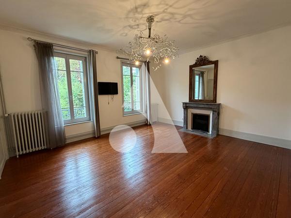 Appartement 4 pièces 104 m2