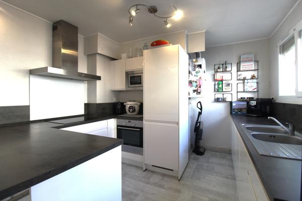 Tarbes (65000) Appartement T4 avec place de parking sécurisée Jardin Massey
