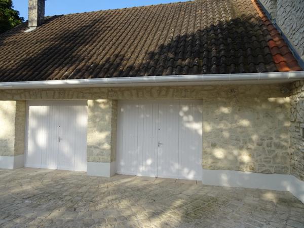 Maison à vendre 8 pièces ROULLET SAINT ESTEPHE (16)