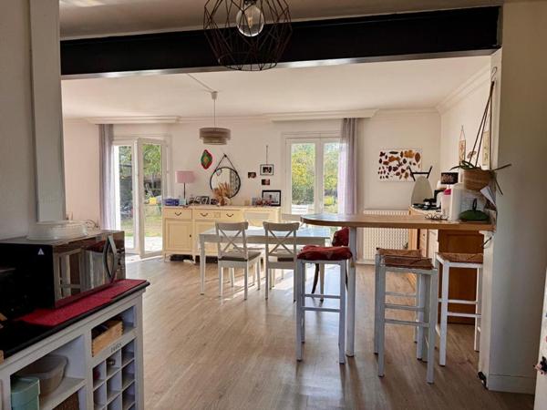 Arradon - Une maison familiale, un grand jardin et le plaisir du calme