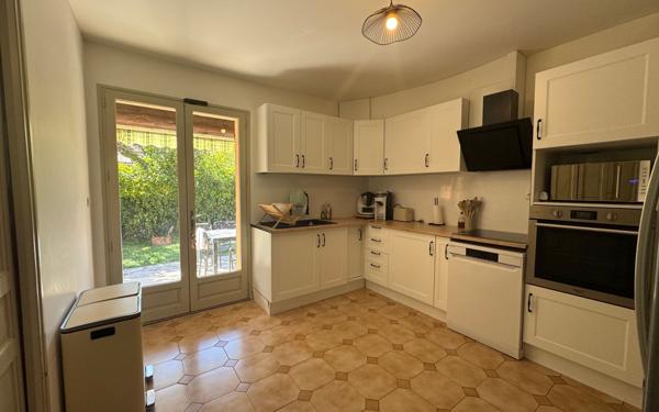 Maison à vendre    4 pièces •  Carpentras