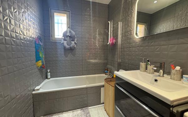 Maison à vendre    4 pièces •  Carpentras