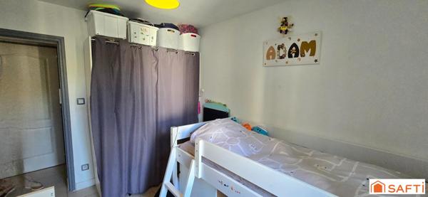 Appartement  T3, lumineux, rénové, au calme dans résidence sécurisé