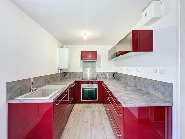 MAISON RENOVÉE 3 CHAMBRES COUR GARAGE