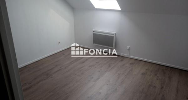 Location Appartement 3 pièces 60.32 m² - Combs-la-ville 77380