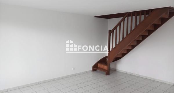 Location Appartement 3 pièces 60.32 m² - Combs-la-ville 77380