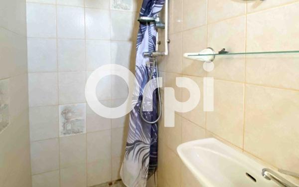 Maison à vendre    3 pièces •  Saint-Martin-de-la-Place