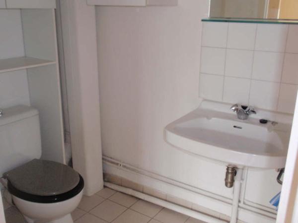 STUDIO 23 m² au 2ème étage