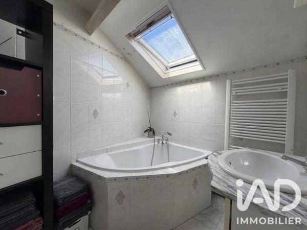 Maison à vendre 6 pièces 150,73 m² Paray-le-Monial