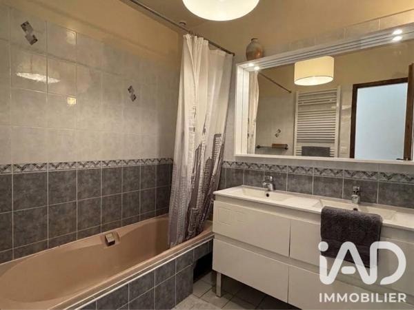 Maison à vendre 6 pièces 150,73 m² Paray-le-Monial