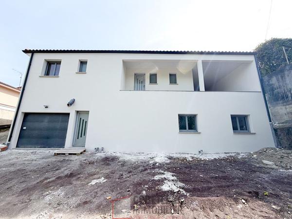 Maison 7 pièce(s) 6 chambre(s) 241.59 m²