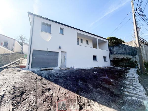 Maison 7 pièce(s) 6 chambre(s) 241.59 m²