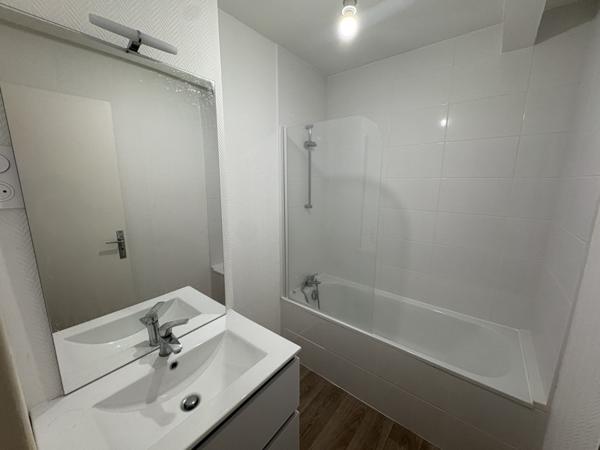 Appartement à louer 850 € CC GRADIGNAN 2 p 35 m² DPE D