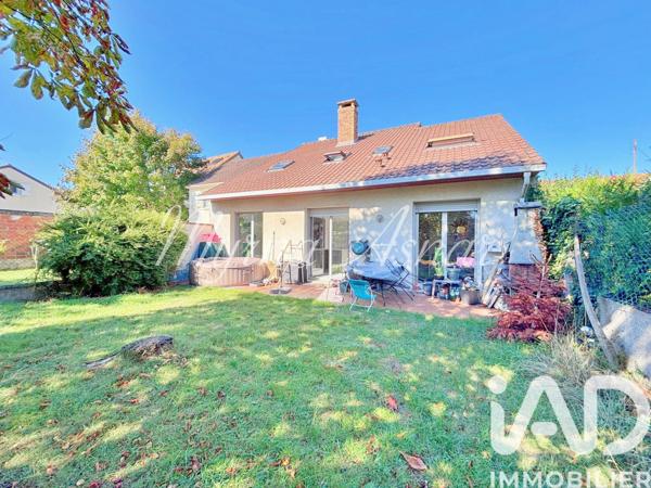 Maison à vendre 6 pièces 125 m² Savigny-sur-Orge