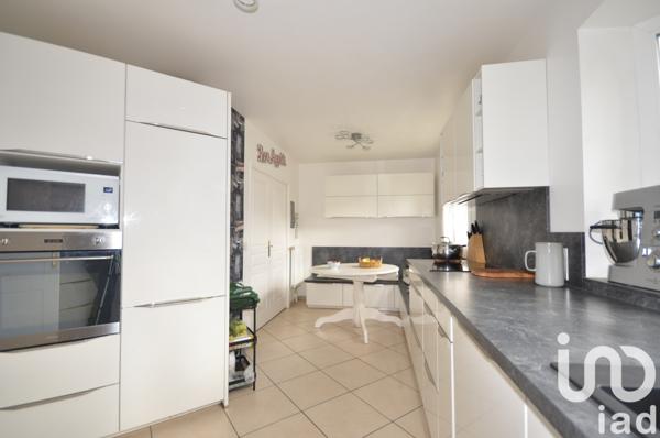 Maison à vendre 5 pièces 182 m² Longjumeau