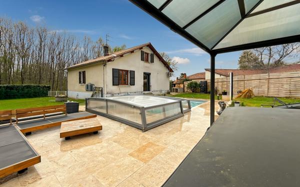 Maison à vendre    4 pièces • 156 m2 Douzillac