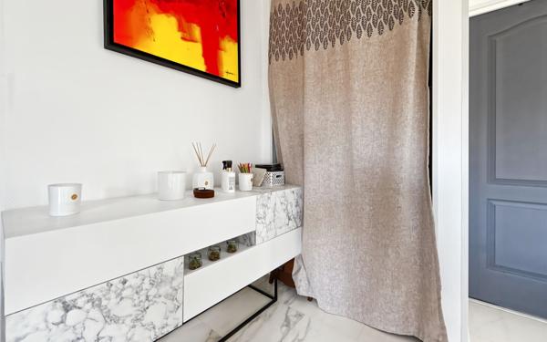 Maison à vendre    4 pièces • 156 m2 Douzillac