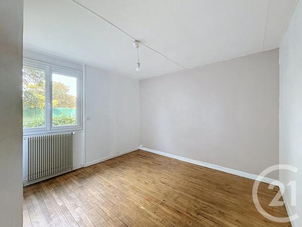Maison à vendre  3 pièces - 62,13 m 2   SENS  - 89