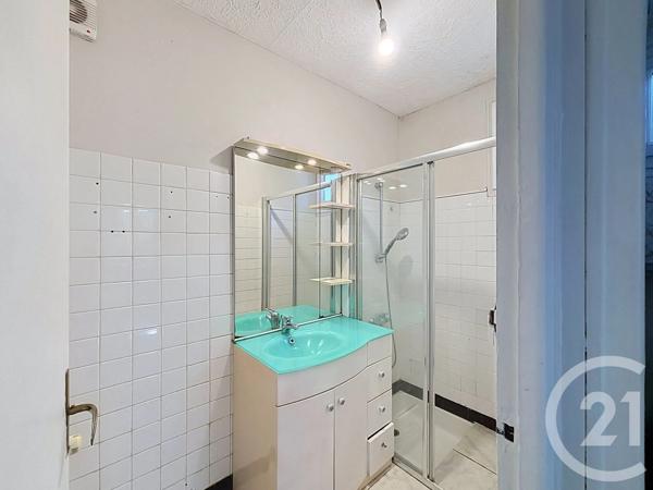 Maison à vendre  3 pièces - 62,13 m 2   SENS  - 89