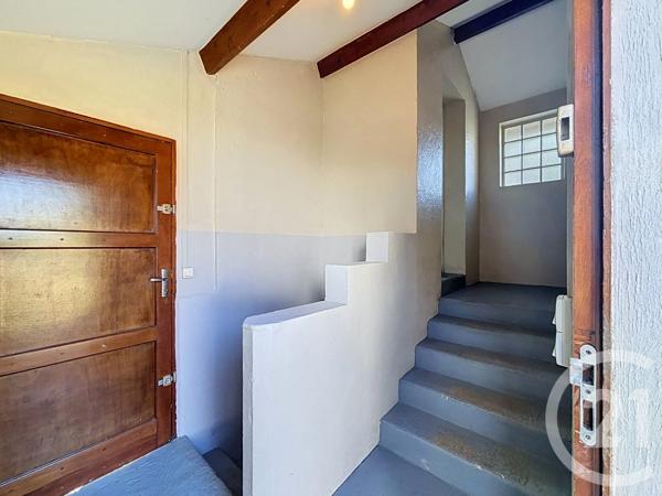 Maison à vendre  3 pièces - 62,13 m 2   SENS  - 89