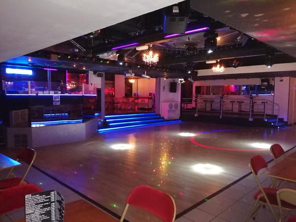 A VENDRE - Saint Leonard De Noblat - 450 m² idéal activité évènementiel
