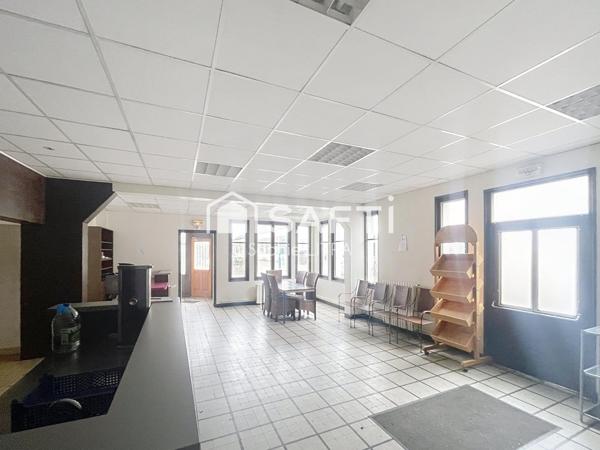 grand local commercial divisible- porte autoroute