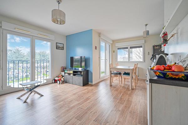 3 pièces proche RER D et future ligne 15