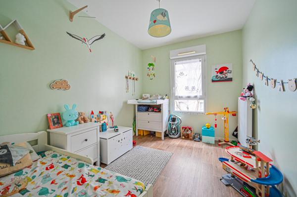 3 pièces proche RER D et future ligne 15