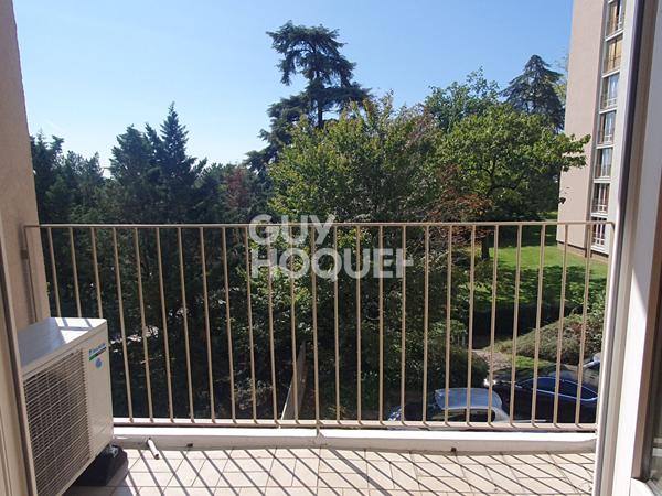 Appartement 5 pièce(s) 96 m2 - La Mulatière Chenaie.