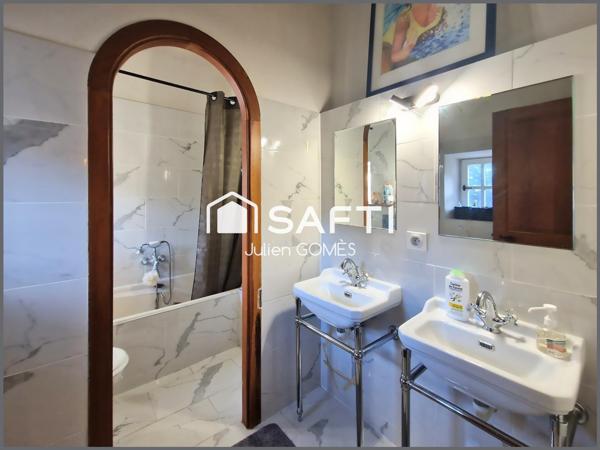 "Amoureux des chevaux, cette propriété est faite pour vous."