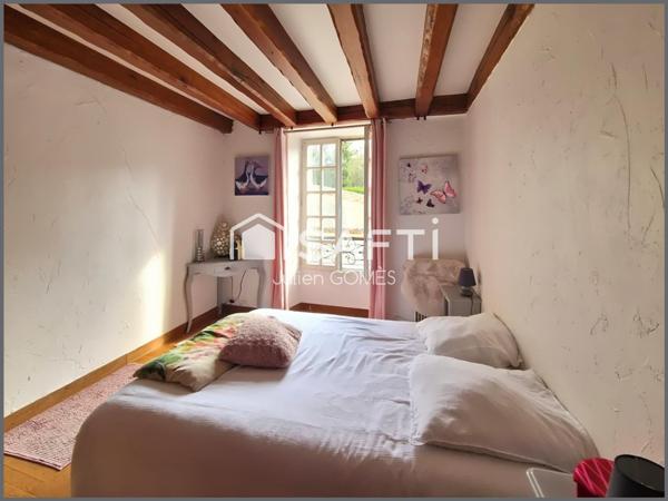 "Amoureux des chevaux, cette propriété est faite pour vous."