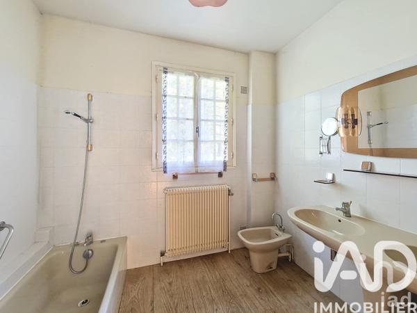 Maison à vendre 7 pièces 169 m² Saint-Fargeau-Ponthierry
