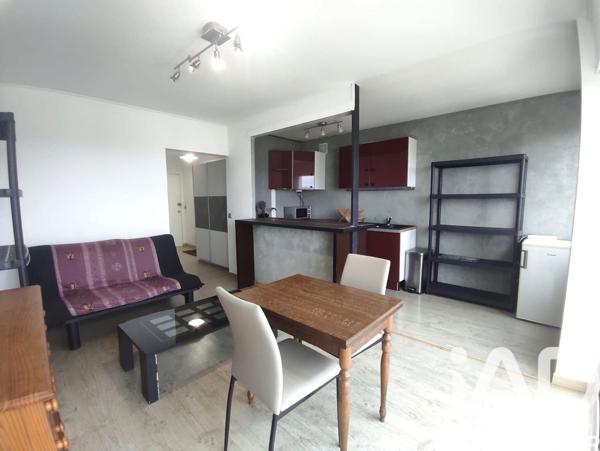 Location appartement 1 pièce 33 m² Chartres