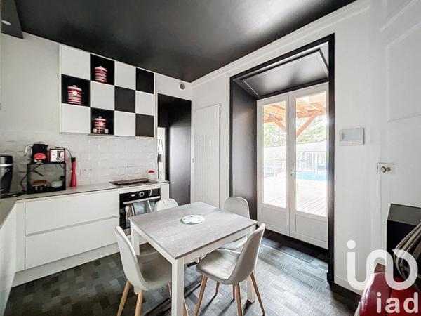 Maison 12 pièces de 310 m² à Granville (50400)