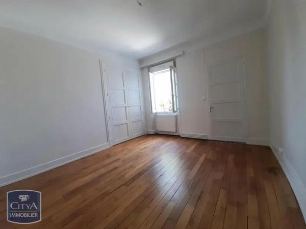 Location appartement 3 pièces de 102.78m²