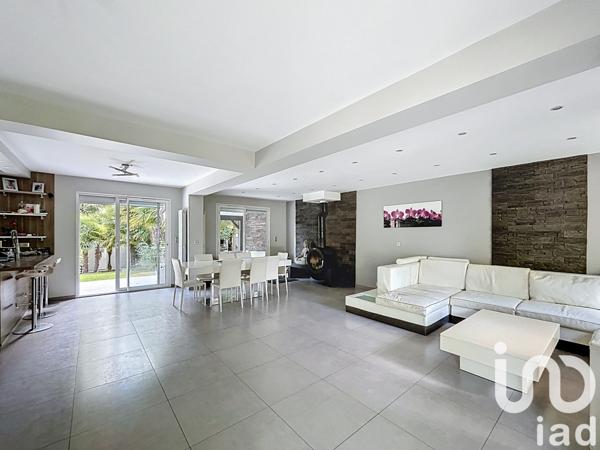 Maison à vendre 7 pièces 165 m² Claye-Souilly