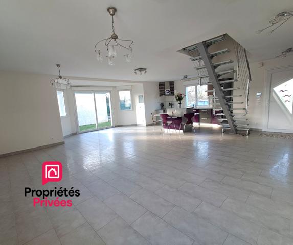 Propriété élégante et contemporaine