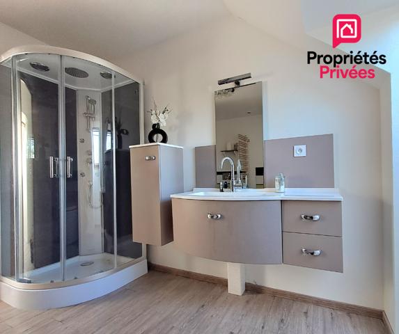 Propriété élégante et contemporaine