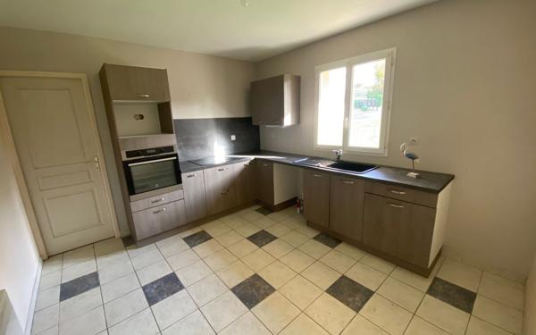 Maison à vendre    4 pièces •  Nantiat