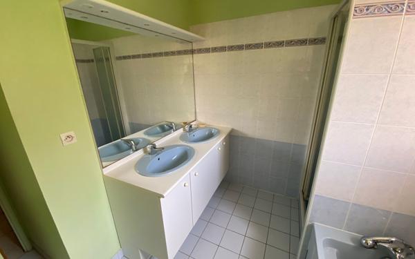 Maison à vendre    4 pièces •  Nantiat