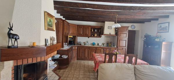 86140 LENCLOITRE Maison Lencloitre 5 pièce(s) 152.56 m2