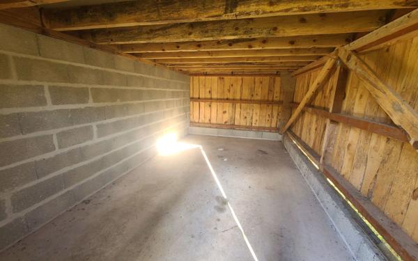 Stationnement à vendre    65 m2 Gandelu