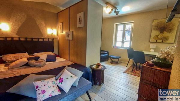 Propriete
                                                                                                                                                                                                                                                                                                                        6 pièce(s)                                                                                                                                                                                                          4 chambre(s)                                                                                                                                                                                                          150  m²