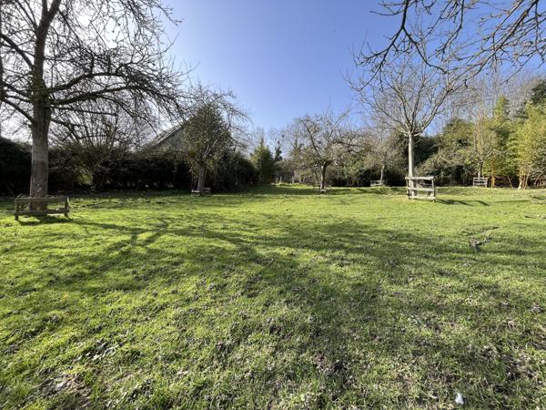 Honfleur (14600) Terrain à bâtir à Honfleur - 1 500 m² - Vue campagne et Pont de Normandie